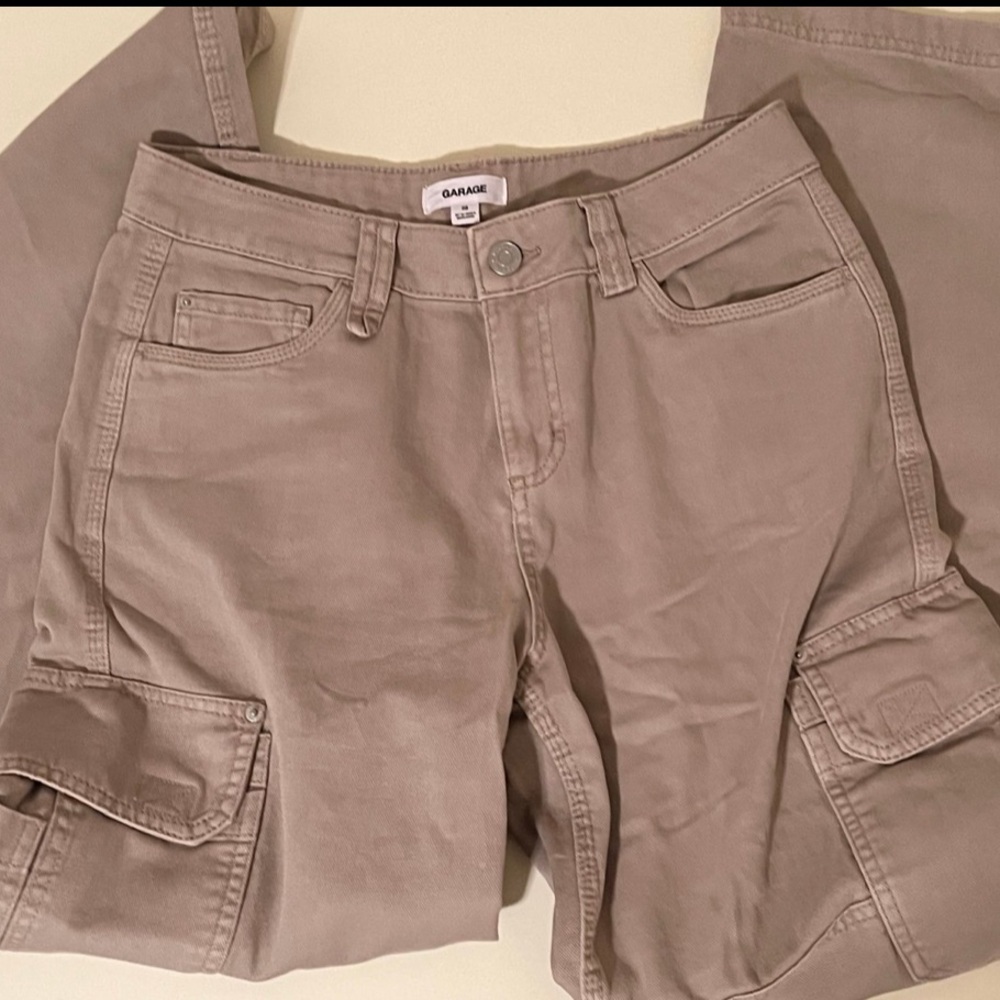 garage cargo pants never worn